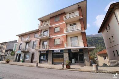 2 LOCALI A VILLAR PEROSA