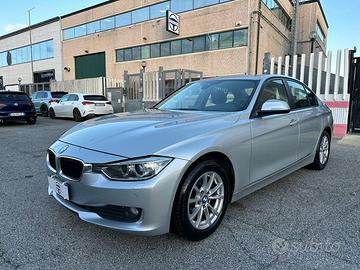 BMW Serie 3 320 d Business aut. 184cv