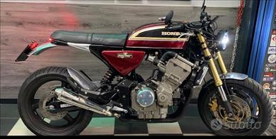 Honda cb750 cafe racer Vendita in Moto e scooter