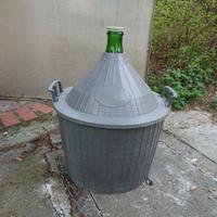 Damigiana in cesto 34 litri