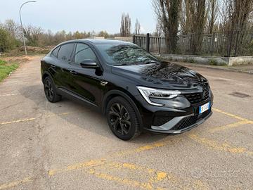 Renault Arkana fast track engeenering 2023 e-tech