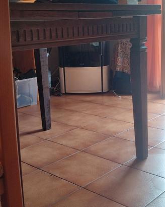 Tavolo in legno
