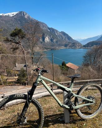 Commencal metav4