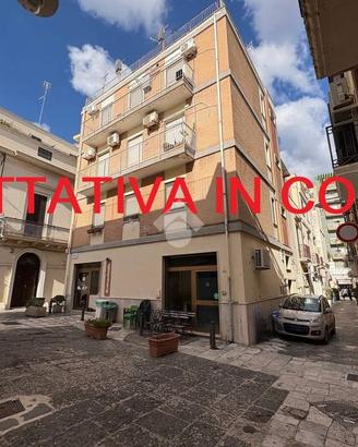 4 LOCALI A BRINDISI