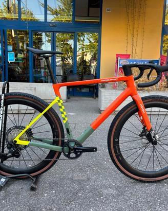 bici gravel MEGAMO SILK 03 tg L + ruote DT GRC1100