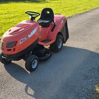 Trattorino tagliaerba rasaerba tosaerba 