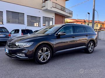 VW PASSAT Business 2.0 TDI DSG