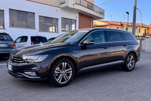 VW PASSAT Business 2.0 TDI DSG