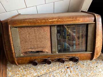 Radio Minerva valvolare