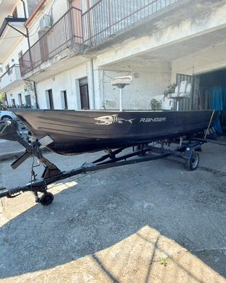 Barca canadian 4.40 piu carrello