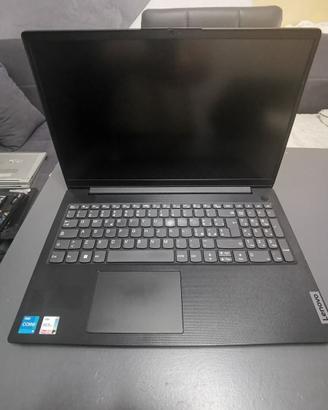 Noteboo Lenovo V15 I5-8GB-256GB M2