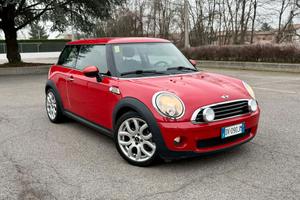 Mini Cooper one 1.4i 150.000 km