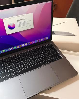 MacBook Pro 2017 i7 16gb Ram SSD 500gb
