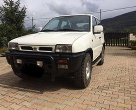 Nissan Terrano II Terrano II 2.7 TD 3p. SLX Commer