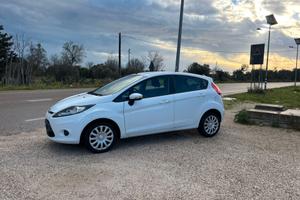 Ford Fiesta 1.4 5 porte Bz.- GPL