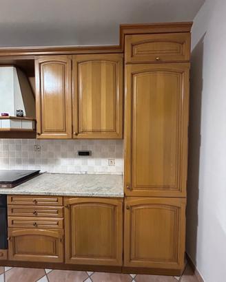 Cucina angolare SINISTRA in legno di rovere chiaro