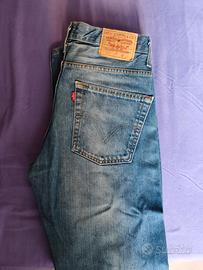JEANS LEVI'S USATO