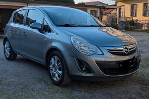 Opel Corsa 1.2 BENZINA-GPL