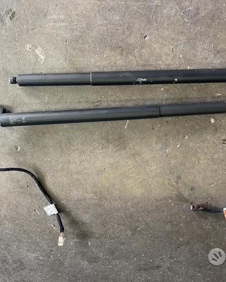 Pistonicini Baule Elettrico Per Maserati Levante