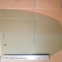 Vetro cristallo anteriore sx per opel zafira 2003