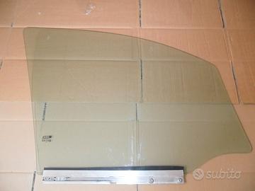 Vetro cristallo anteriore sx per opel zafira 2003