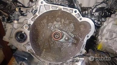 Cambio kia venga - hyundai ix20 1.4 benzina 5m