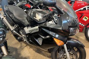 Honda VFR 800