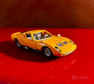 Lamborghini miura politoys