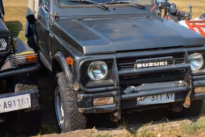 Suzuki SJ 413