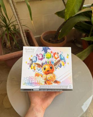 Pokémon Prismatic Evolutions ETB