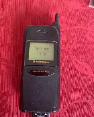 Motorola 8700