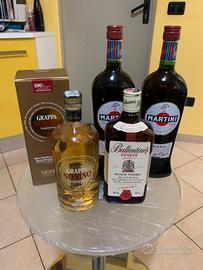 Bottiglie liquori.