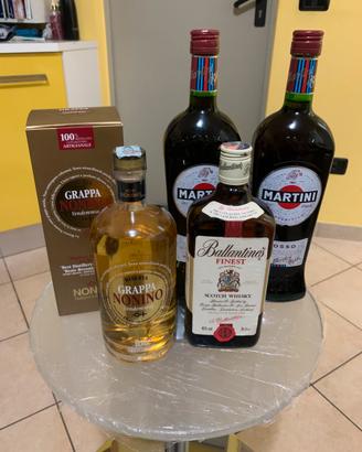 Bottiglie liquori.