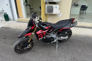 APRILIA Dorsoduro 750 SUPERMOTARD
