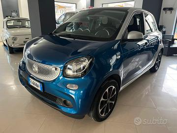 SMART Fourfour 2ªs. (W453) allestimento Passion