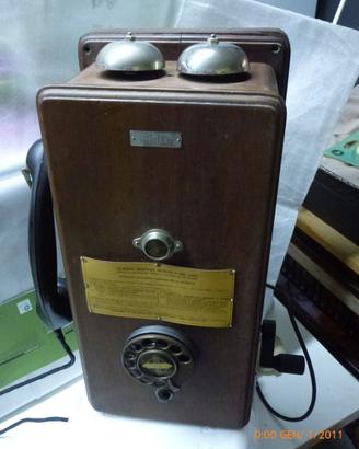 telefono in legno originale primi anni novecento