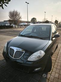Lancia Ypsilon 2005