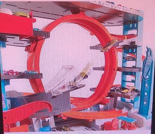 Pista Hot Wheels - Il Garage delle Acrobazie