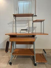 Scrivania per PC, stampante e altri accessori