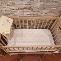 Lettino neonato in legno