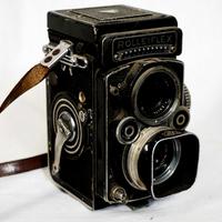 Rolleiflex 3.5 F + Zeiss Planar 75 F3.5