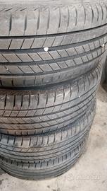 4 gomme estive bridgestone  185/65 R15 88T