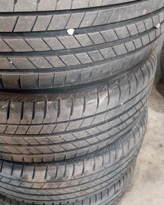 4 gomme estive bridgestone  185/65 R15 88T