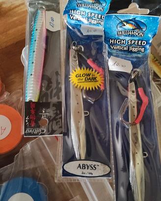 materiale pesca initilizzato