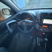 Toyota RAV4 2.0 GPL