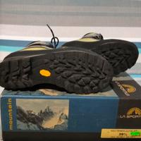 Scarponi da ghiacciaio 