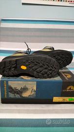 Scarponi da ghiacciaio 