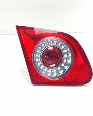 FANALE POSTERIORE SX A LED INTEGRATO NEL PORTELLON