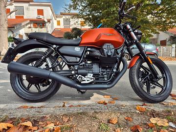 Motoguzzi v7 stone
