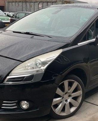 PEUGEOT 5008 1.6 HDI FELINE anno 2010